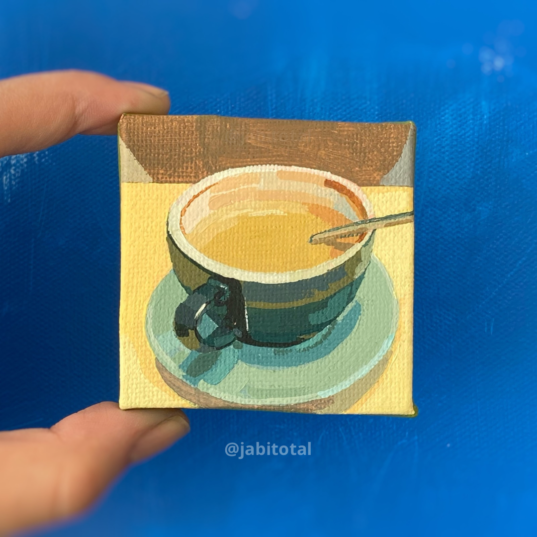 Mini taza con café de mi amiga