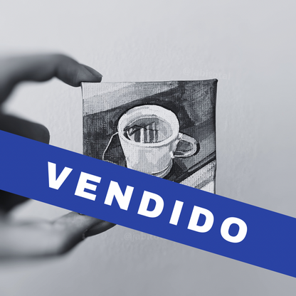 Mini tacita de hierva calentita